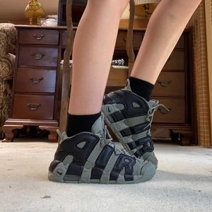 Nike Uptempo in Dark Stucco/Black